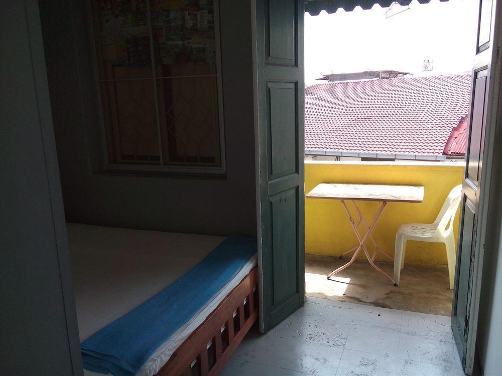Malacca Discovery Cafe And Guesthouse מראה חיצוני תמונה